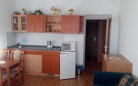 Almet, apartmánove štúdio 205